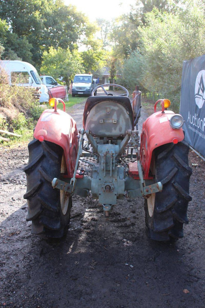 Yanmar YM2500 - Farm tractor: picture 4 Yanmar YM2500 - Farm tractor: picture 4