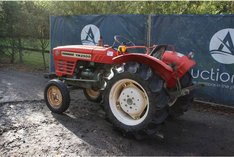 Yanmar YM2500 - Farm tractor: picture 3 Yanmar YM2500 - Farm tractor: picture 3