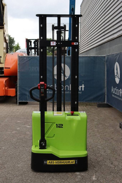 Zoomlion DB12E - Stacker: picture 4 Zoomlion DB12E - Stacker: picture 4
