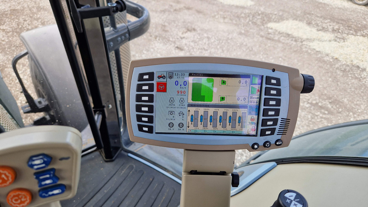 Farm tractor Massey Ferguson 8737: picture 19 Farm tractor Massey Ferguson 8737: picture 19