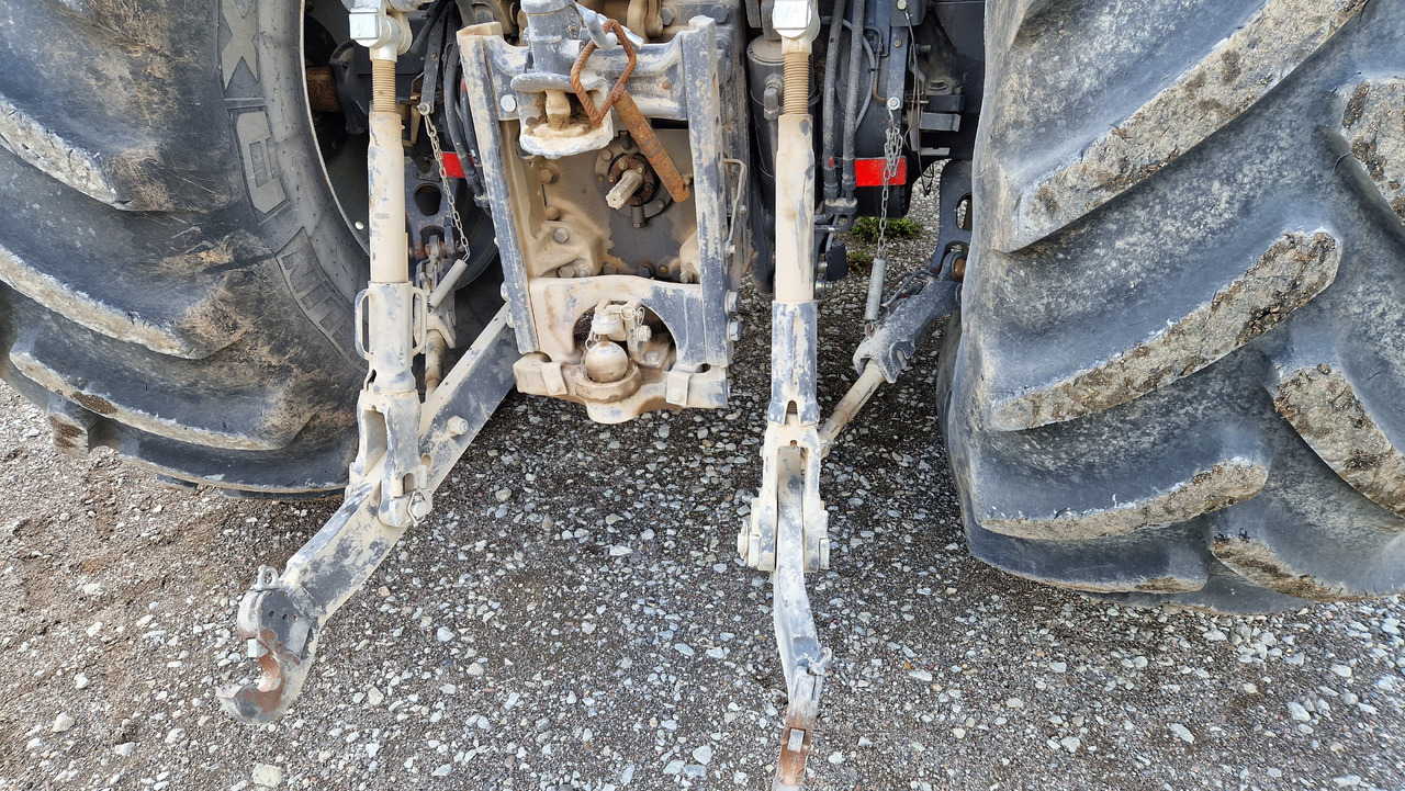 Farm tractor Massey Ferguson 8737: picture 11 Farm tractor Massey Ferguson 8737: picture 11