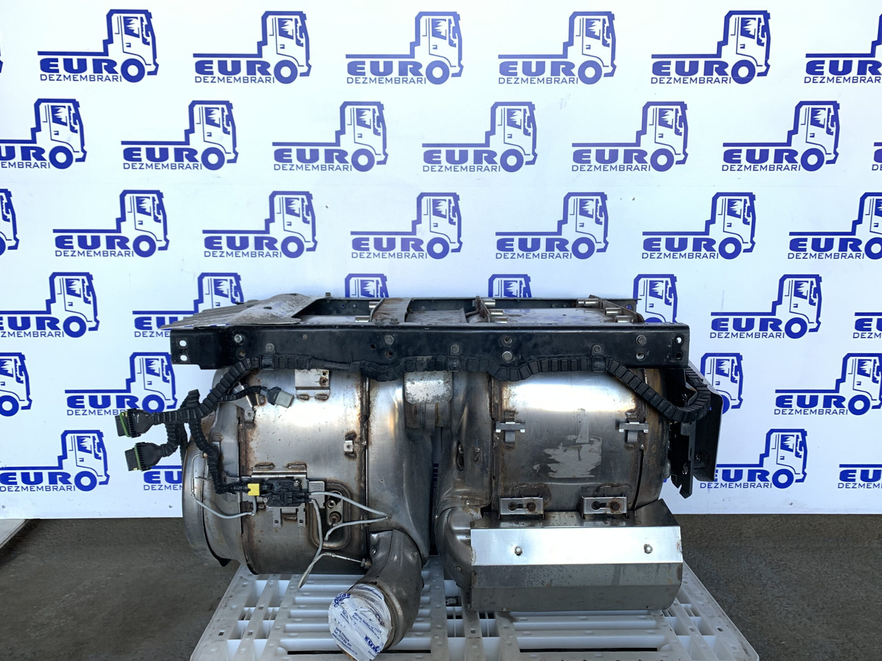 CATALIZATOR DAF XF106 E6 1940705 - Catalytic converter for Truck: picture 1 CATALIZATOR DAF XF106 E6 1940705 - Catalytic converter for Truck: picture 1
