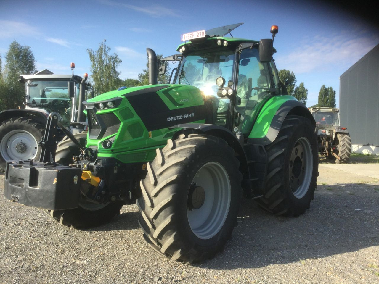 Deutz-Fahr AGROTRON 7250 TTV - Farm tractor: picture 3 Deutz-Fahr AGROTRON 7250 TTV - Farm tractor: picture 3