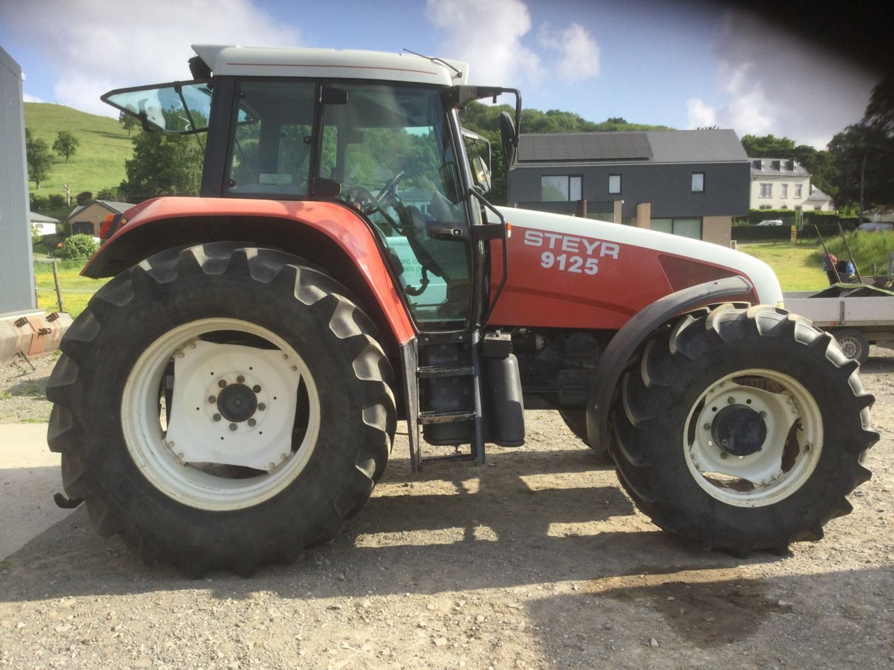 Steyr 9125 - Farm tractor: picture 3 Steyr 9125 - Farm tractor: picture 3
