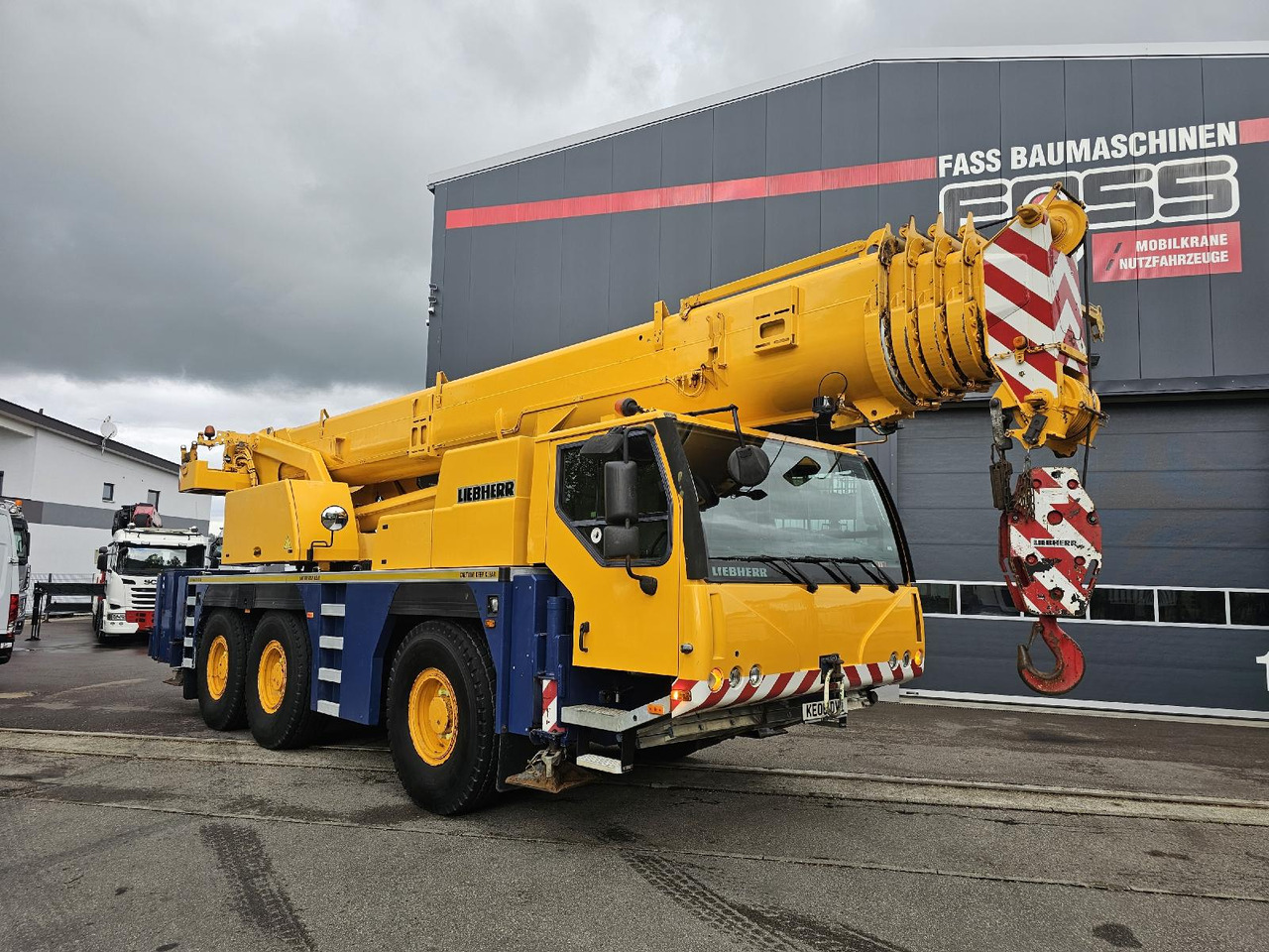 Liebherr LTM 1055-3.1 (06 - 056 016) | 6 x 6 - Mobile crane: picture 1 Liebherr LTM 1055-3.1 (06 - 056 016) | 6 x 6 - Mobile crane: picture 1