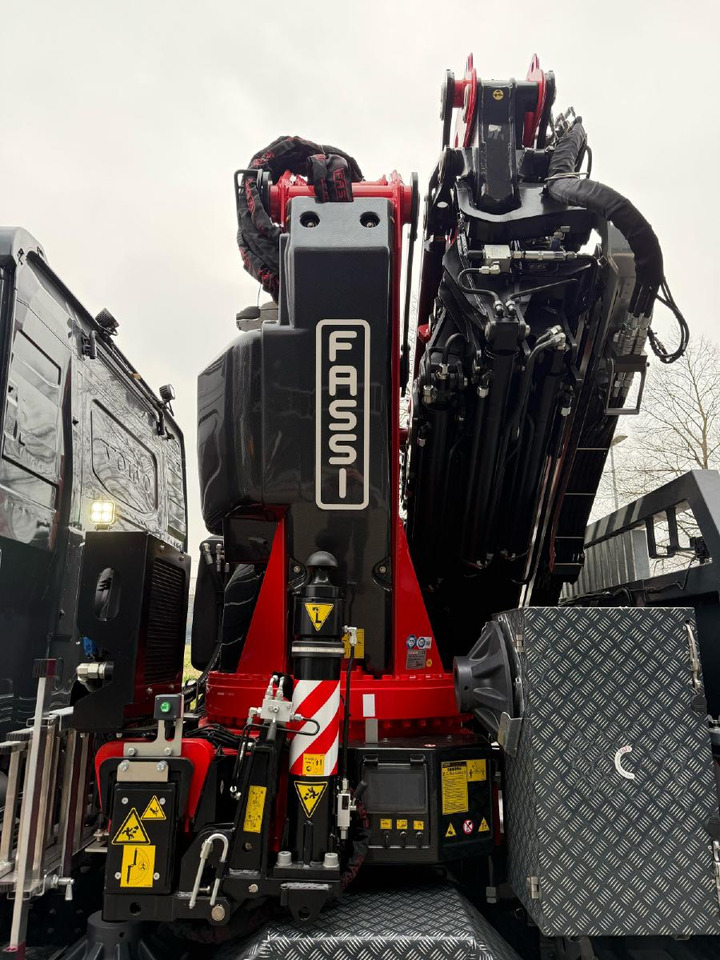 Leasing of  Volvo FH 500 | Kran Fassi F820 RA.2 | Jib L426 Volvo FH 500 | Kran Fassi F820 RA.2 | Jib L426: picture 18 Leasing of  Volvo FH 500 | Kran Fassi F820 RA.2 | Jib L426 Volvo FH 500 | Kran Fassi F820 RA.2 | Jib L426: picture 18