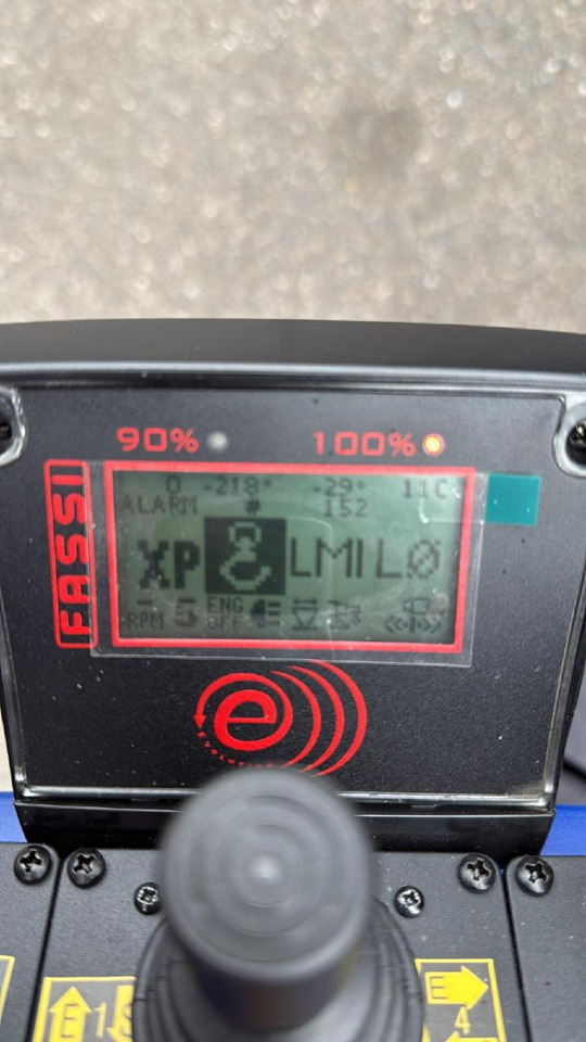 Leasing of  Volvo FH 500 | Kran Fassi F820 RA.2 | Jib L426 Volvo FH 500 | Kran Fassi F820 RA.2 | Jib L426: picture 14 Leasing of  Volvo FH 500 | Kran Fassi F820 RA.2 | Jib L426 Volvo FH 500 | Kran Fassi F820 RA.2 | Jib L426: picture 14