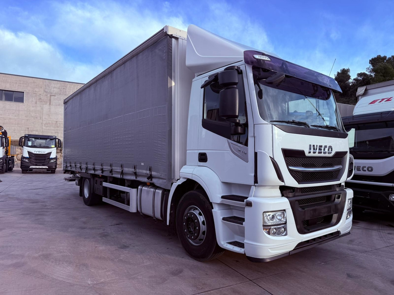 IVECO AD190S31P Stralis E6 (Tauliner) - Curtainsider truck: picture 2 IVECO AD190S31P Stralis E6 (Tauliner) - Curtainsider truck: picture 2