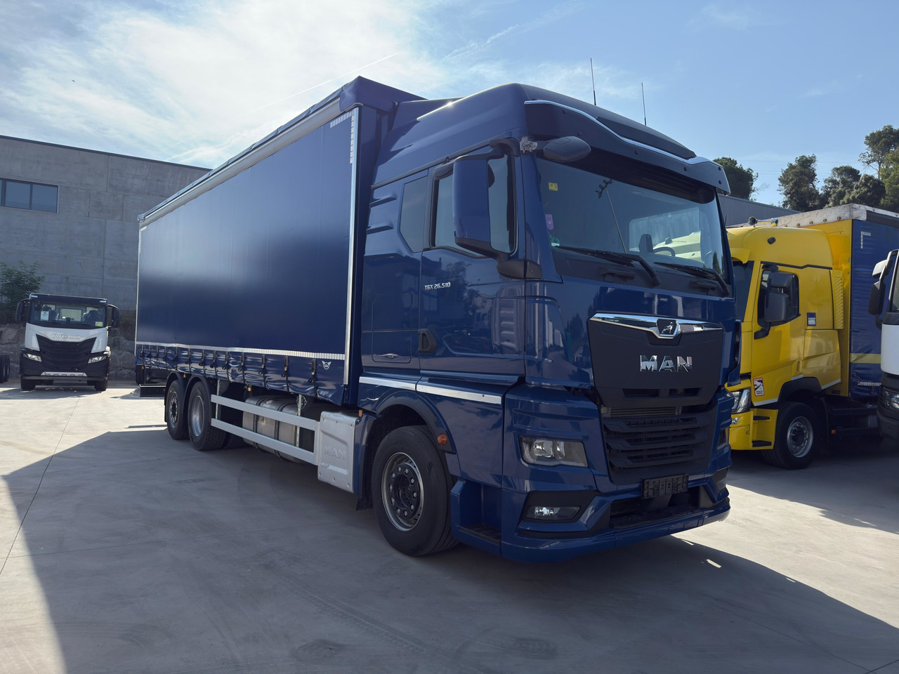 MAN 26.510 TGX E6 (Tauliner) - Curtainsider truck: picture 2 MAN 26.510 TGX E6 (Tauliner) - Curtainsider truck: picture 2