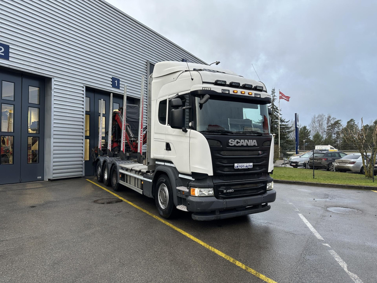 SCANIA R 450 LB8x4*4HNB - Cab chassis truck: picture 1 SCANIA R 450 LB8x4*4HNB - Cab chassis truck: picture 1