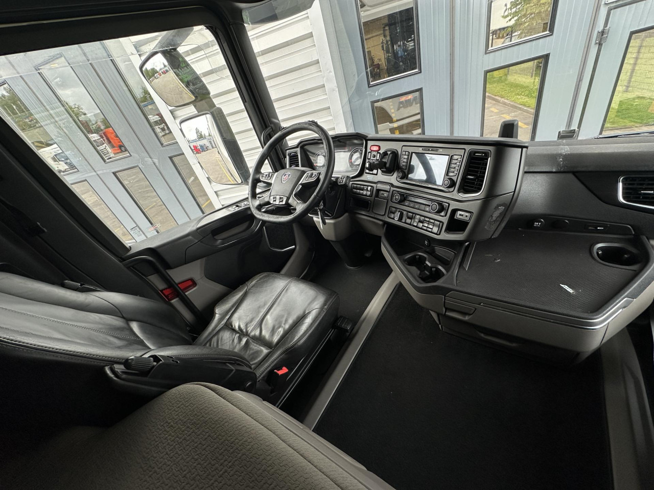 Tractor unit SCANIA R 450 A4x2NA: picture 14