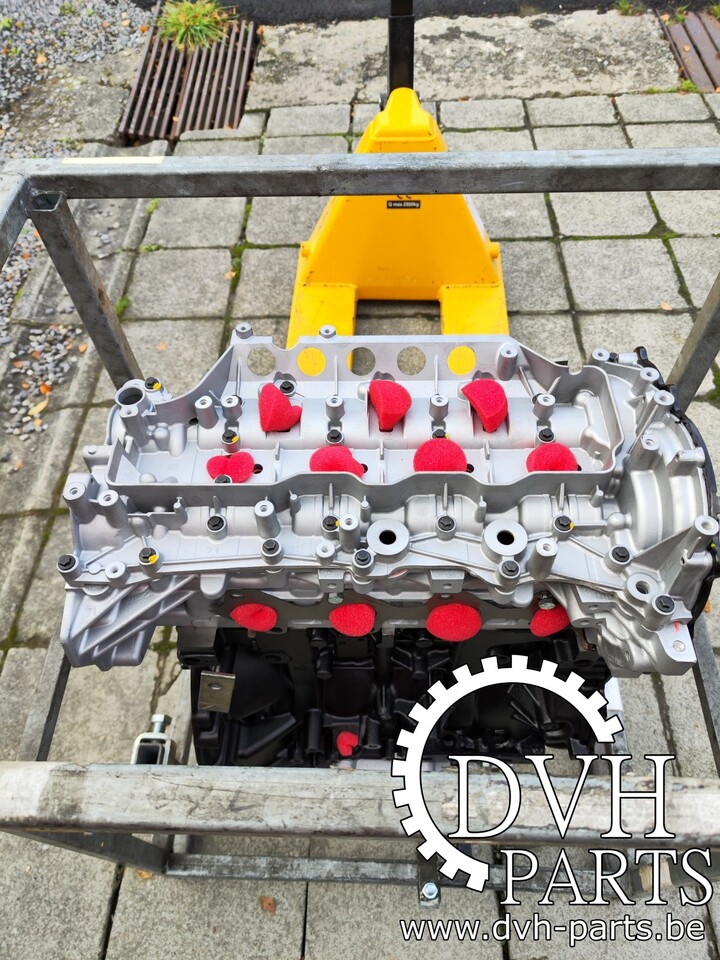 RENAULT M9T RWD - PROPULSION RENAULT M9T RWD - PROPULSION - Engine for Panel van: picture 3 RENAULT M9T RWD - PROPULSION RENAULT M9T RWD - PROPULSION - Engine for Panel van: picture 3