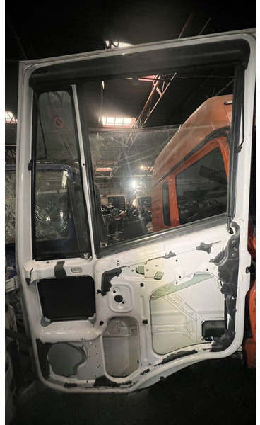 Iveco Stralis - Door and parts: picture 2 Iveco Stralis - Door and parts: picture 2