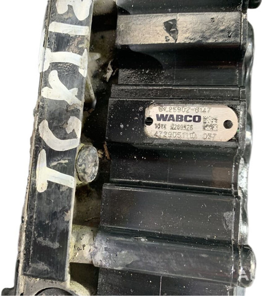 MAN TGX - Valve: picture 2 MAN TGX - Valve: picture 2