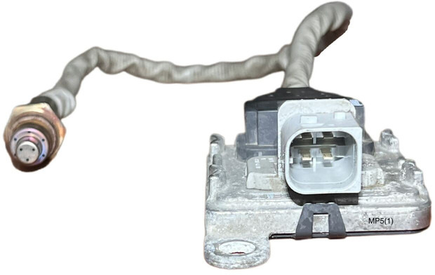 Mercedes-Benz MP5 - Sensor: picture 2 Mercedes-Benz MP5 - Sensor: picture 2