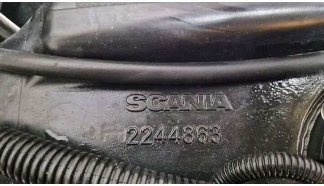 Scania - Muffler/ Exhaust system: picture 2 Scania - Muffler/ Exhaust system: picture 2