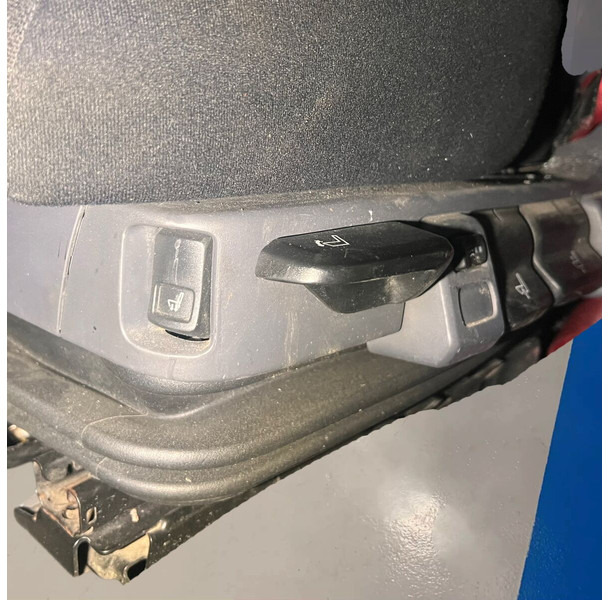 Scania driver (left side) euro 6 - Seat: picture 3 Scania driver (left side) euro 6 - Seat: picture 3