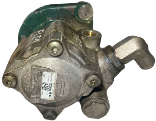 Volvo euro 6 - Steering pump: picture 3 Volvo euro 6 - Steering pump: picture 3