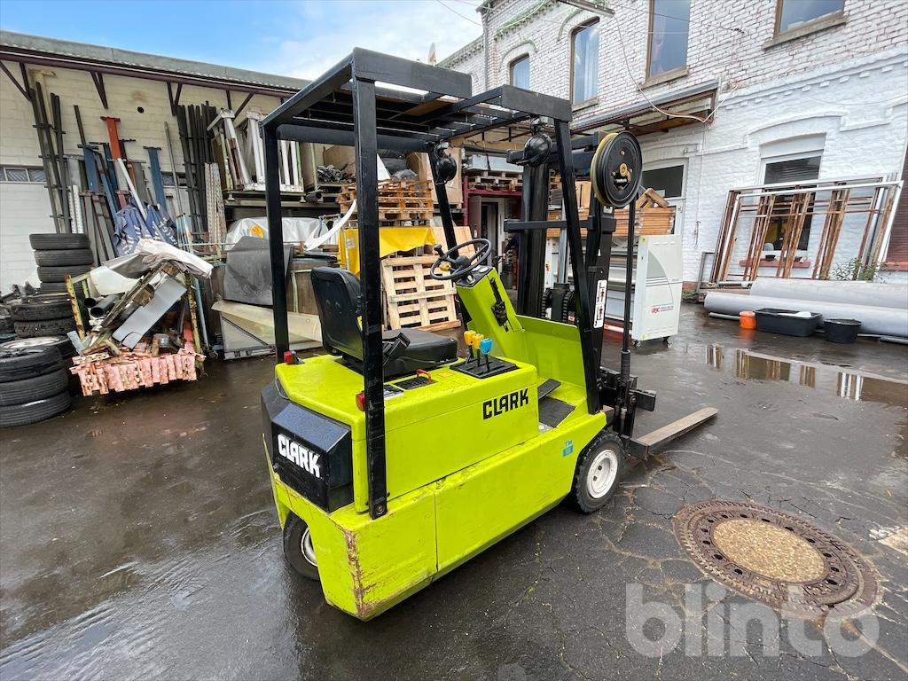 Clarklift TM15 - Electric forklift: picture 3 Clarklift TM15 - Electric forklift: picture 3