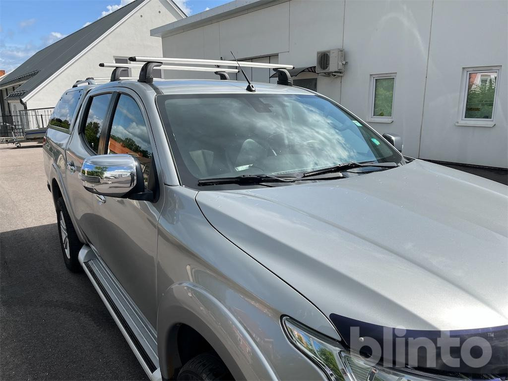 Commercial vehicle MITSUBISHI: picture 18