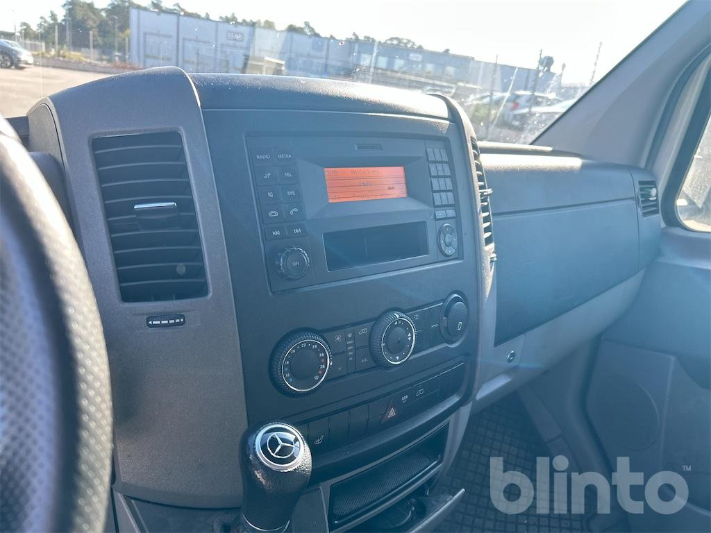 Commercial vehicle Mercedes-Benz Sprinter 316: picture 47