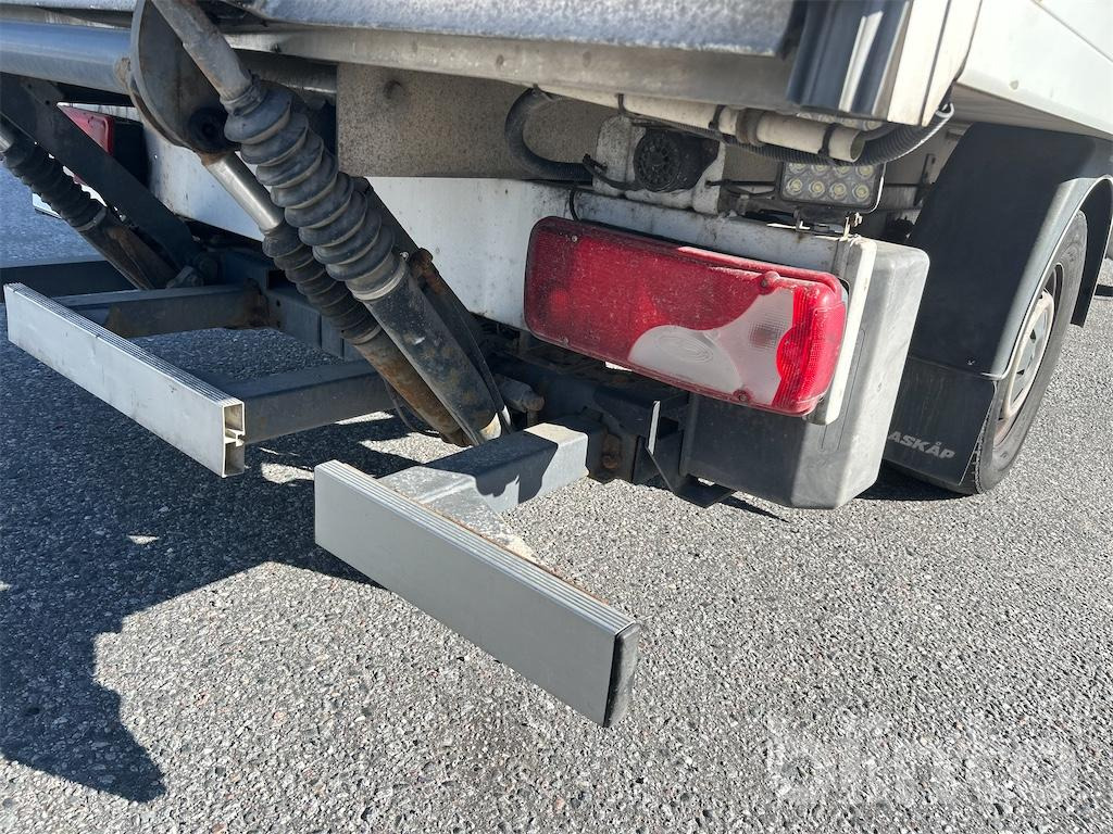 Commercial vehicle Mercedes-Benz Sprinter 316: picture 26