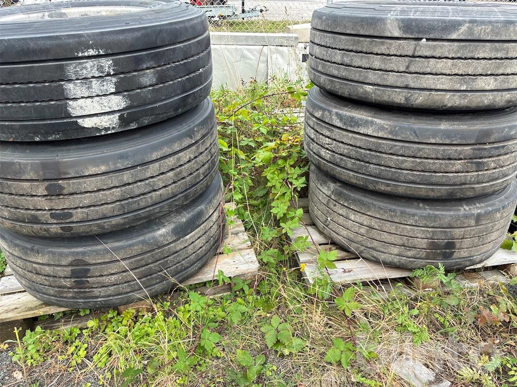 Continental 385/65-22.5 - Wheel and tire package for Trailer: picture 1 Continental 385/65-22.5 - Wheel and tire package for Trailer: picture 1
