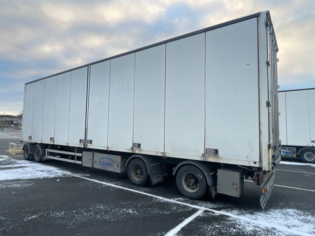 EKERI L/L-4 - Closed box trailer: picture 4 EKERI L/L-4 - Closed box trailer: picture 4