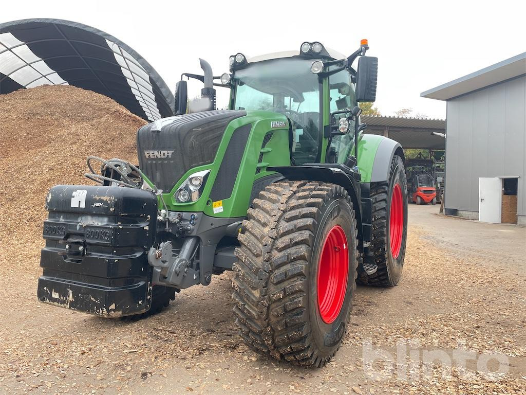 Fendt Vario 826 - Farm tractor: picture 1 Fendt Vario 826 - Farm tractor: picture 1