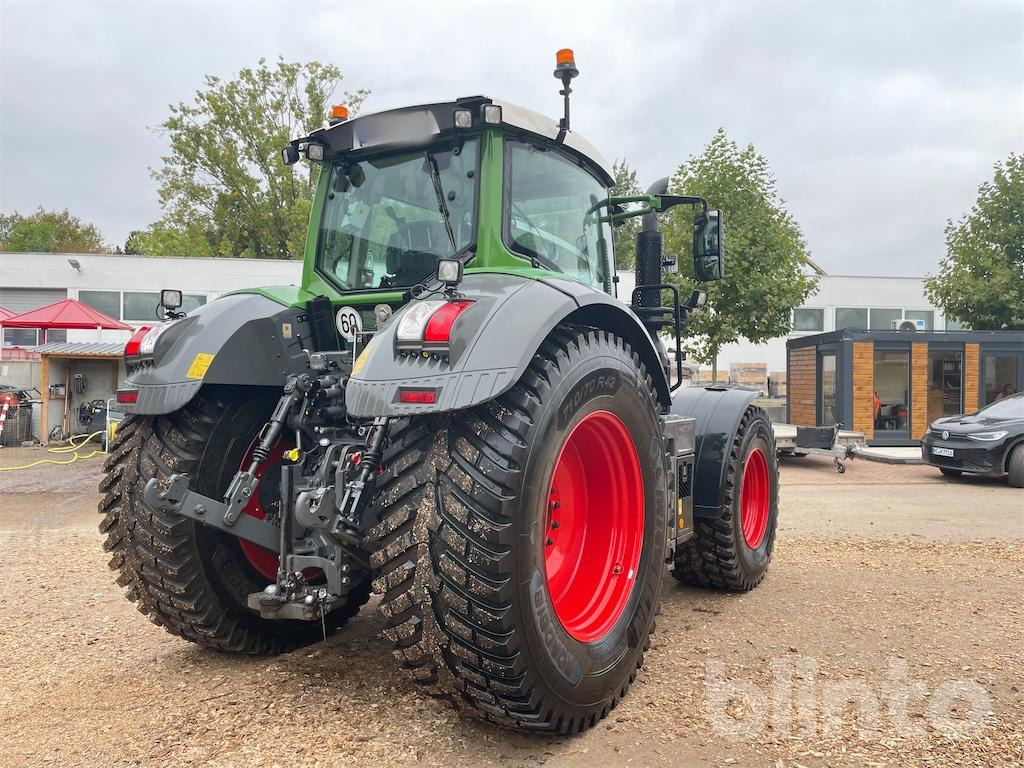 Fendt Vario 826 - Farm tractor: picture 4 Fendt Vario 826 - Farm tractor: picture 4