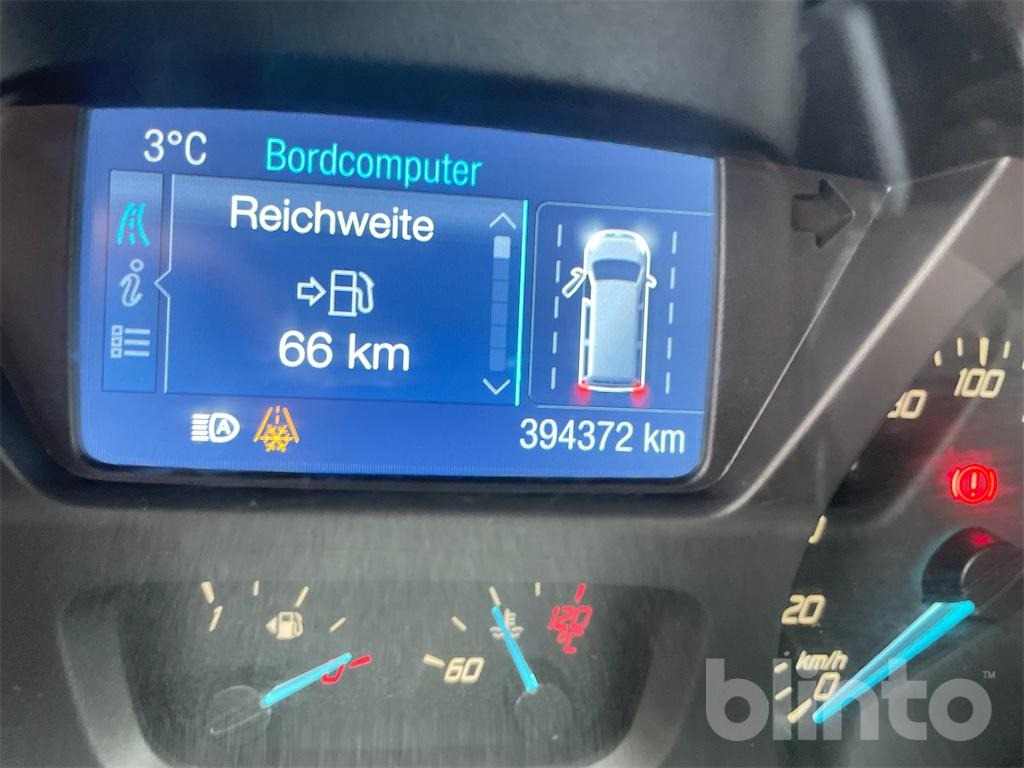 Ford Transit Custom (2016) - Ambulance: picture 5 Ford Transit Custom (2016) - Ambulance: picture 5