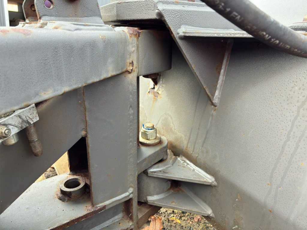 Snow plough Holms: picture 19