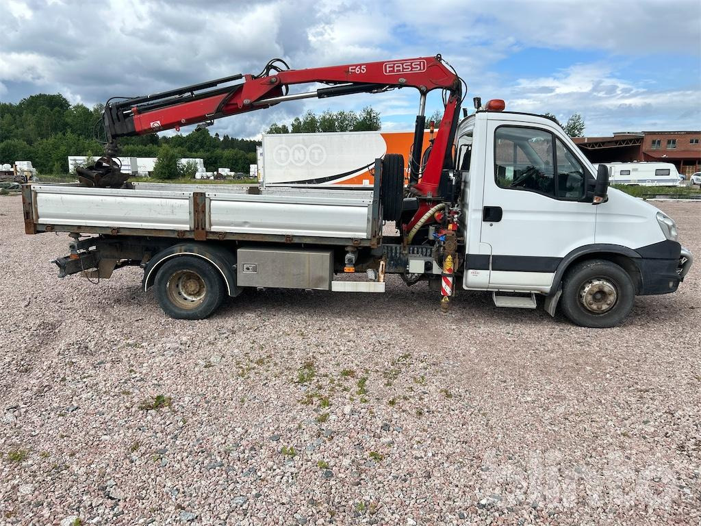IVECO Daily 3.0 HPT EEV - Open body delivery van: picture 5 IVECO Daily 3.0 HPT EEV - Open body delivery van: picture 5