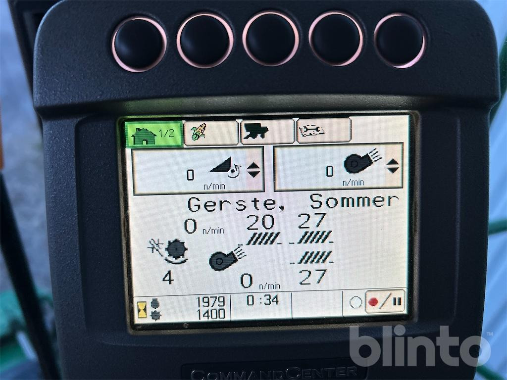 John Deere T 560 HM (2010) - Combine harvester: picture 5 John Deere T 560 HM (2010) - Combine harvester: picture 5