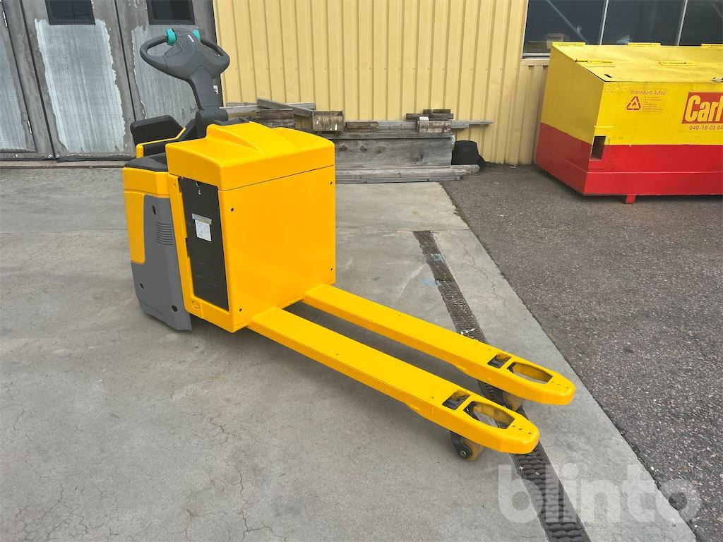 Jungheinrich ERE225 - Pallet truck: picture 3 Jungheinrich ERE225 - Pallet truck: picture 3