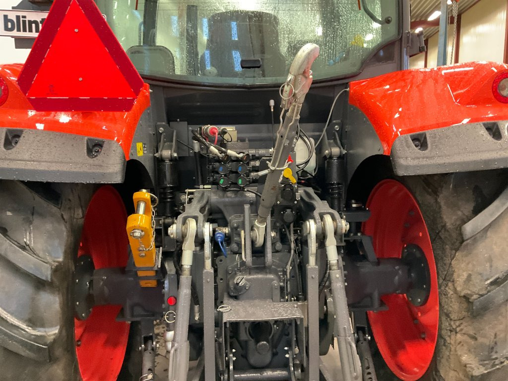 Farm tractor KUBOTA: picture 30 Farm tractor KUBOTA: picture 30