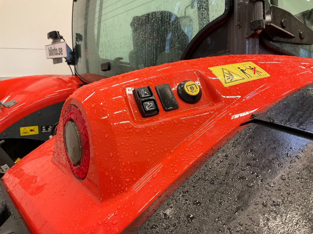 Farm tractor KUBOTA: picture 40 Farm tractor KUBOTA: picture 40