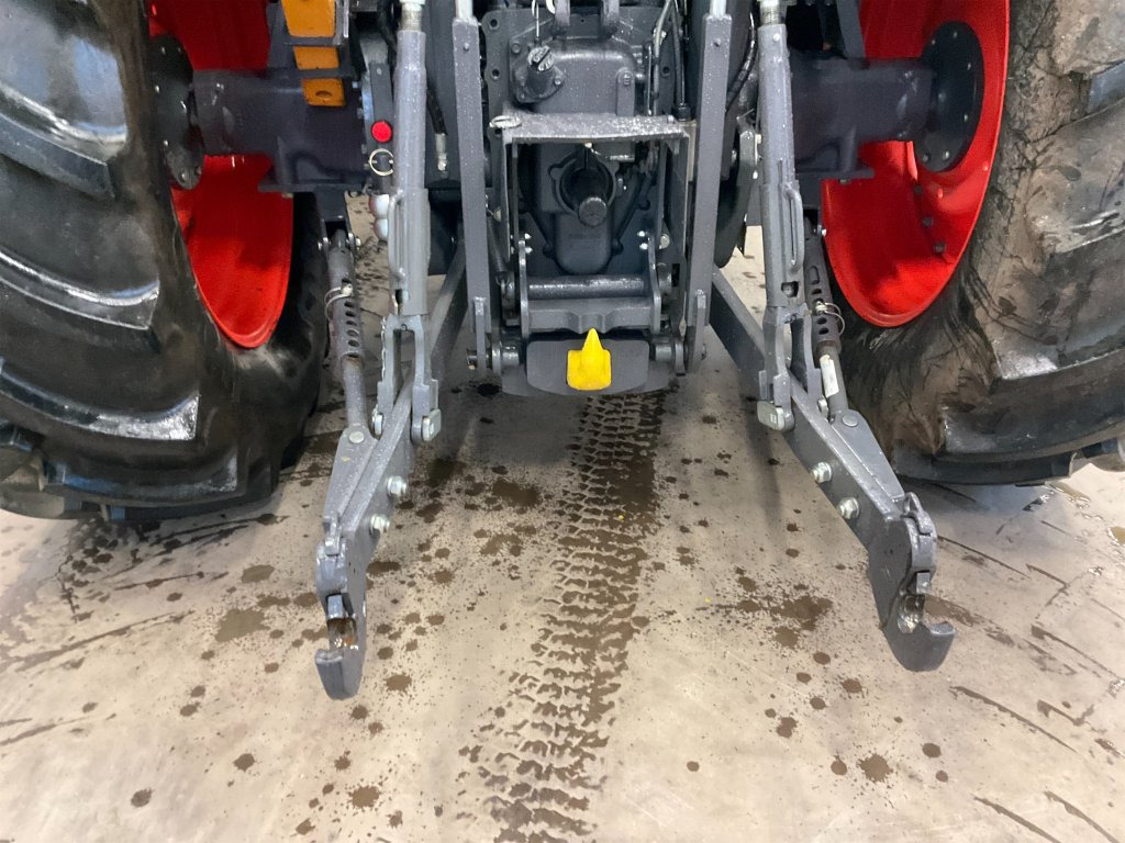 Farm tractor KUBOTA: picture 28 Farm tractor KUBOTA: picture 28