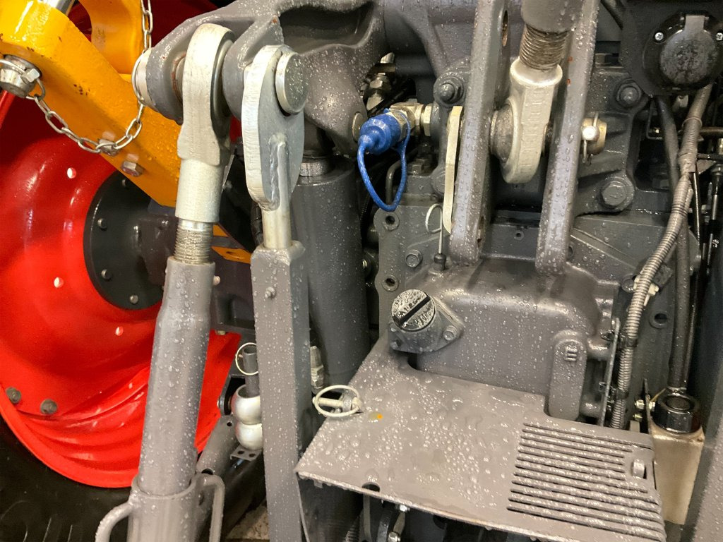 Farm tractor KUBOTA: picture 35 Farm tractor KUBOTA: picture 35