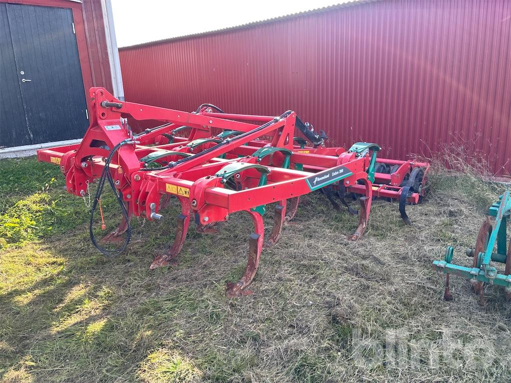 Kverneland Enduro 3000 - Cultivator: picture 1 Kverneland Enduro 3000 - Cultivator: picture 1