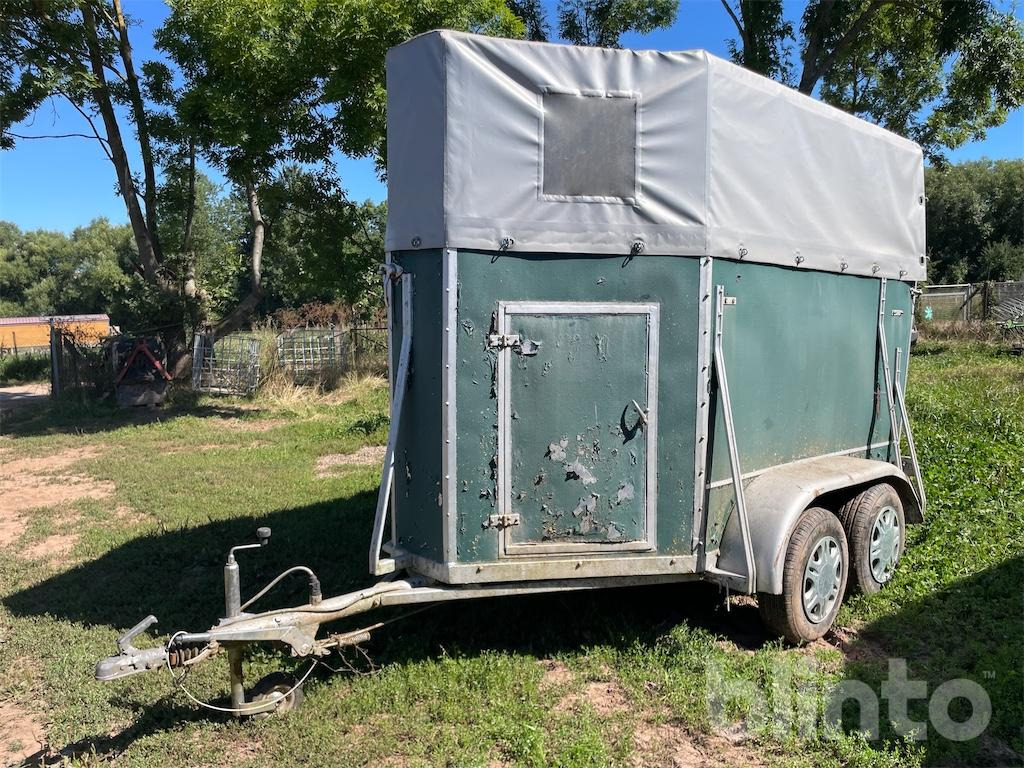 Marquandt Mars 2 Frontausstieg (1974 ) - Horse trailer, Livestock trailer: picture 1 Marquandt Mars 2 Frontausstieg (1974 ) - Horse trailer, Livestock trailer: picture 1