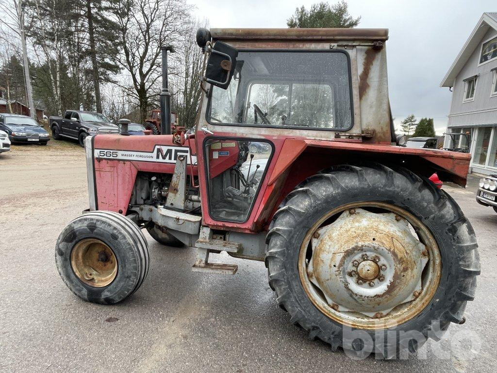 Massey Ferguson 565 - Farm tractor: picture 2 Massey Ferguson 565 - Farm tractor: picture 2