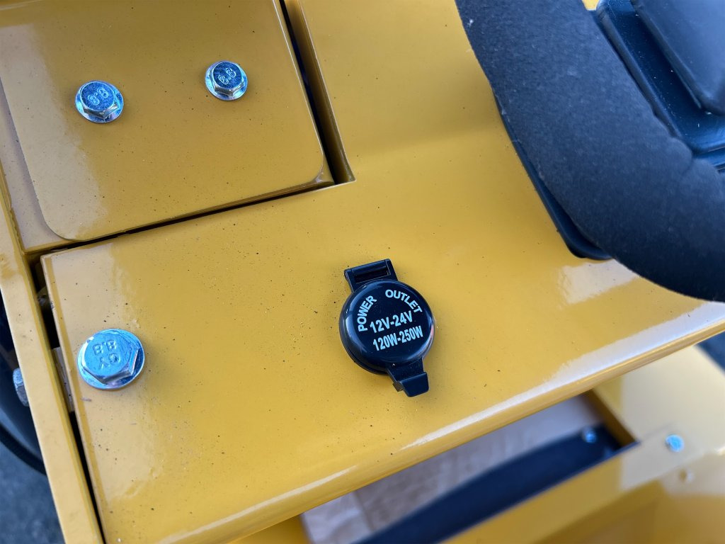 Skid steer loader Skid steer loader YC390: picture 43 Skid steer loader Skid steer loader YC390: picture 43