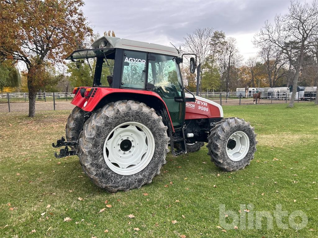 Steyr 9086 (1996) - Farm tractor: picture 4 Steyr 9086 (1996) - Farm tractor: picture 4