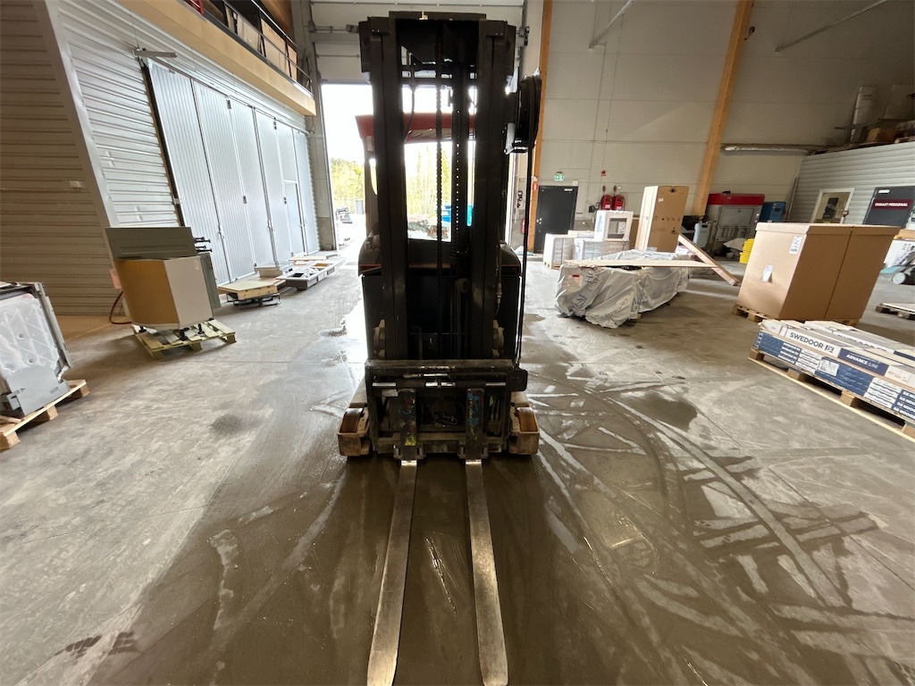 Toyota RRE160 BT reflex - Reach truck: picture 2 Toyota RRE160 BT reflex - Reach truck: picture 2