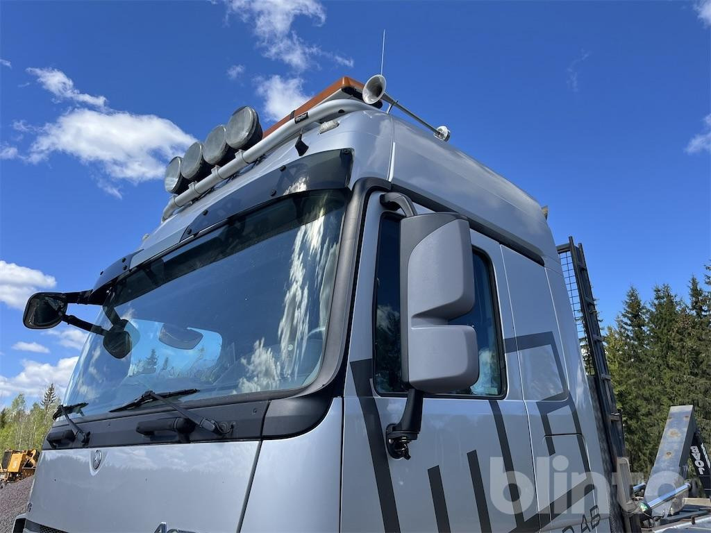 Truck MERCEDES BENZ Actros 930,24 V8: picture 10