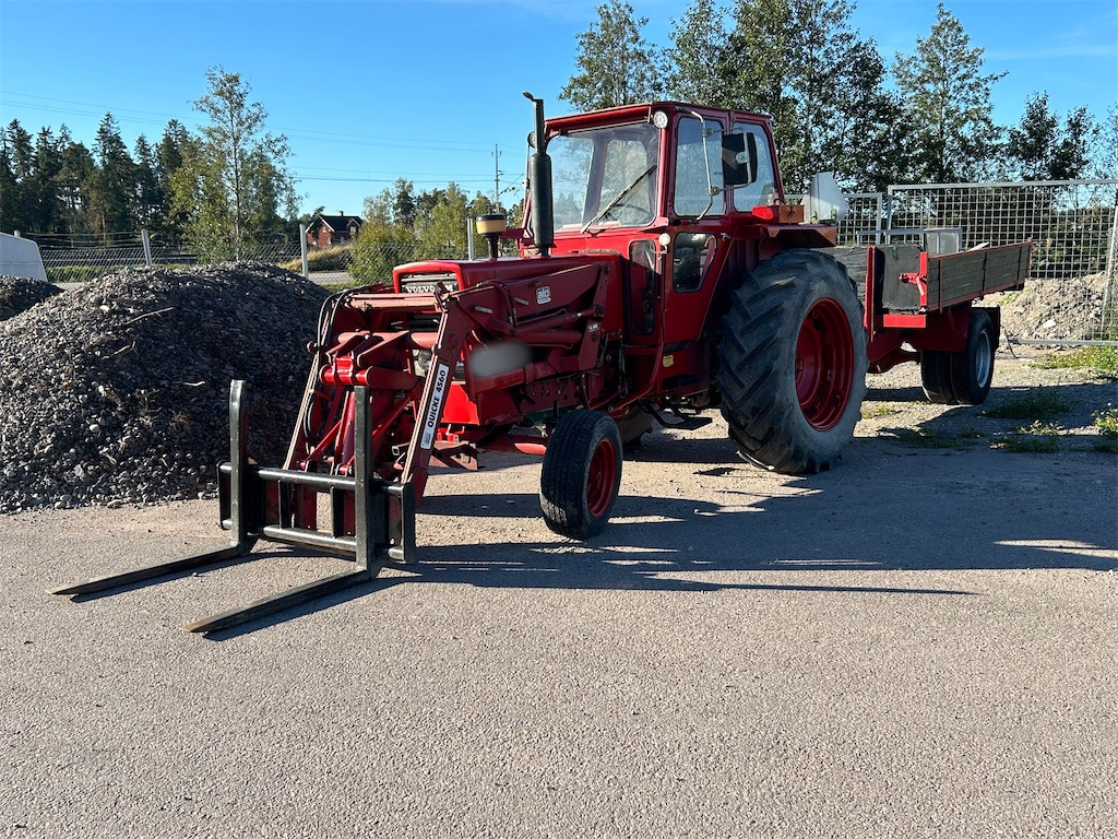 VOLVO-BM T 650 med mycket medföljande utrustning! - Farm tractor: picture 1 VOLVO-BM T 650 med mycket medföljande utrustning! - Farm tractor: picture 1