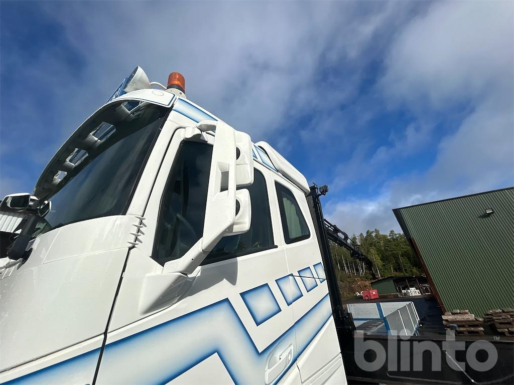 Dropside/ Flatbed truck, Crane truck VOLVO FH 8*4 Palfinger PK: picture 19