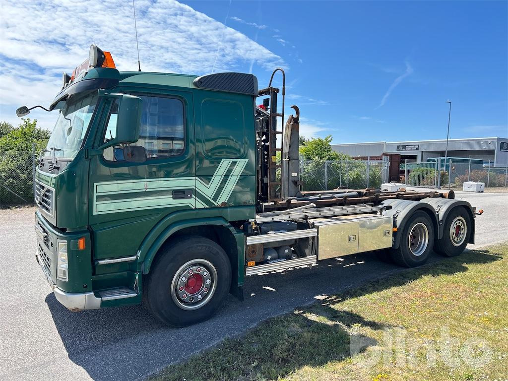 VOLVO FM 400 6X2 JMNL - Hook lift truck: picture 1 VOLVO FM 400 6X2 JMNL - Hook lift truck: picture 1