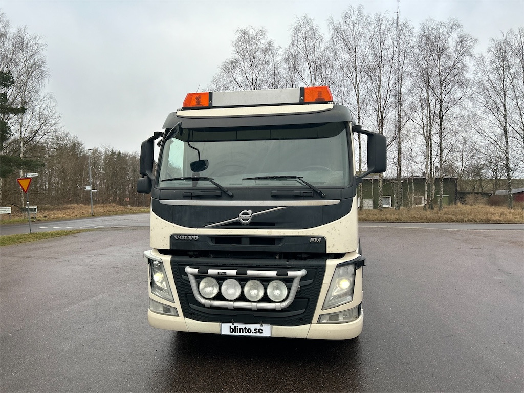 VOLVO FM 8*4 - Concrete mixer truck: picture 2 VOLVO FM 8*4 - Concrete mixer truck: picture 2